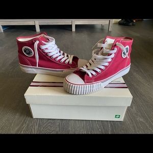 PF Flyers